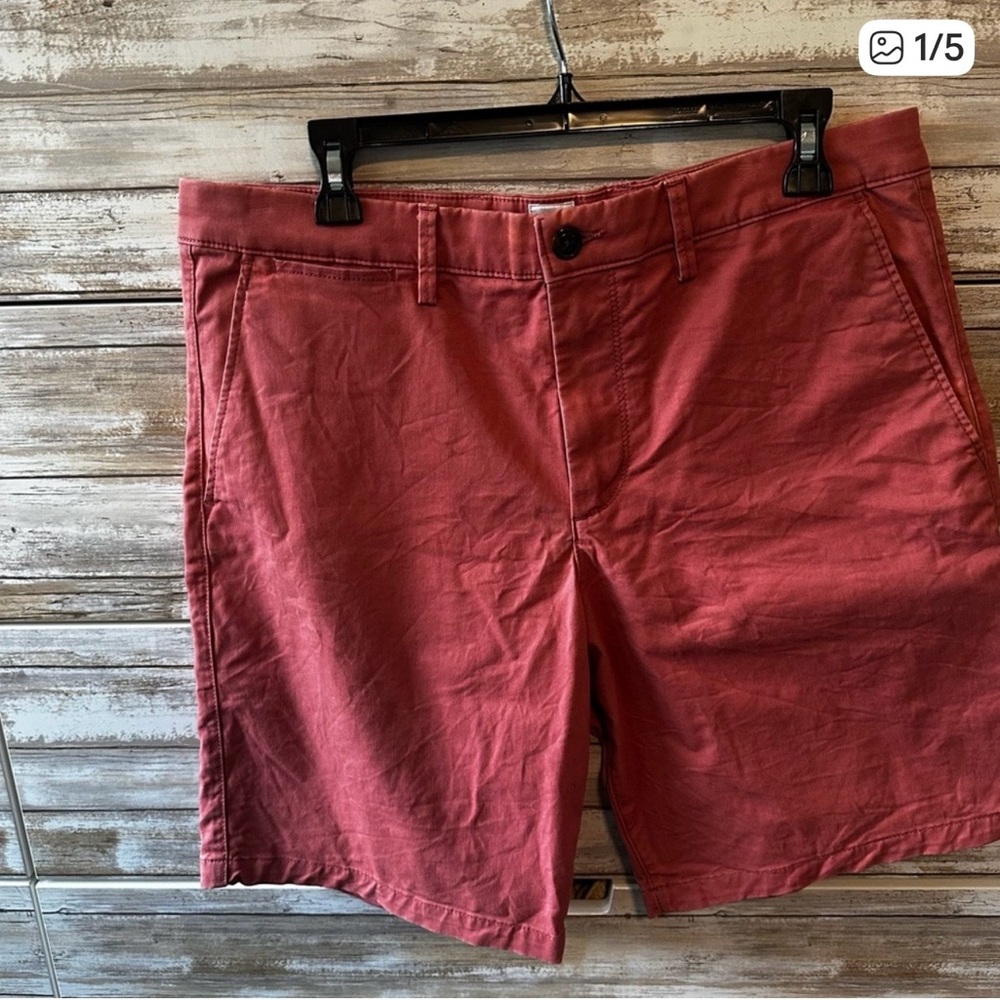 🩳 GAP Essential Khaki 9” Shorts Men’s 32 Brick Red Stretch Chino